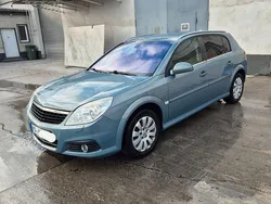 Blau Gebraucht 2005 Opel Signum Edition Kombi | 2.400 € (Fairer Preis)