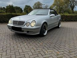 Silber Gebraucht 2000 Mercedes CLK320 Elegance Cabrio | 5.300 € (Fairer Preis)