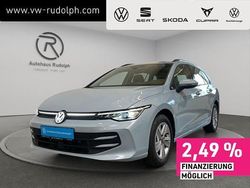Crystal ice blue metallic Gebraucht 2024 VW Golf VIII Life Kombi | 22.879 € (Guter Preis)