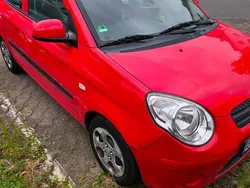 Rot Gebraucht 2011 Kia Picanto Kleinwagen | 2.450 € (Fairer Preis)