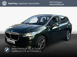 Sanremo green metallic Gebraucht 2024 BMW 216 Active Tourer Van / Kleinbus | 26.890 € (Fairer Preis)