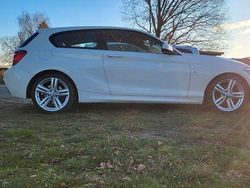 Weiß Gebraucht 2014 BMW 120 Shadowline Kleinwagen | 10.700 € (Guter Preis)