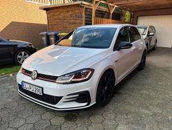 Weiß Gebraucht 2019 VW Golf VII GTI Limousine | 26.700 € (Fairer Preis)