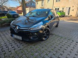 Schwarz Gebraucht 2017 Renault Clio IV LIMITED Kleinwagen | 9.300 € (Fairer Preis)