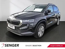 Black magic perleffekt Gebraucht 2024 Skoda Karoq Selection SUV | 31.990 € (Fairer Preis)