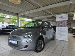 Colore esterno (mineral grau) Gebraucht 2021 Fiat 500e Icon Cabrio | 18.990 € (Guter Preis)
