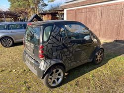 Schwarz Gebraucht 2006 Smart ForTwo Coupé Coupé | 2.100 €