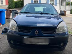 Blau Gebraucht 2005 Renault Clio II Kleinwagen | 800 € (Superpreis)