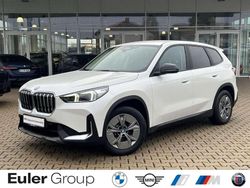 Weiss Gebraucht 2023 BMW iX1 Performance SUV | 34.799 € (Guter Preis)
