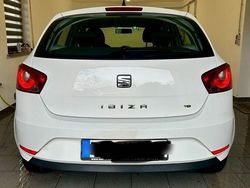 Weiß Gebraucht 2014 Seat Ibiza Style Kleinwagen | 5.999 € (Fairer Preis)