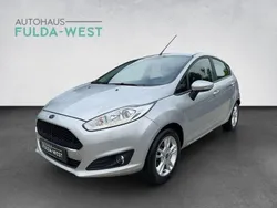 Polarsilber metallic Gebraucht 2016 Ford Fiesta Kleinwagen | 8.440 € (Fairer Preis)