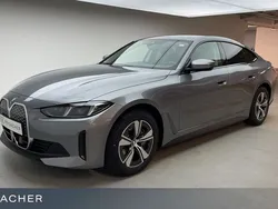 Grau Gebraucht 2025 BMW i4 Shadowline Limousine | 45.990 € (Superpreis)