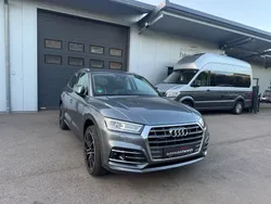 Grau Gebraucht 2019 Audi Q5 Design SUV | 30.950 € (Guter Preis)