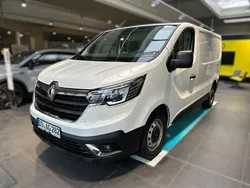 Weiß Gebraucht 2024 Renault Trafic Komfort Van | 29.990 € (Superpreis)