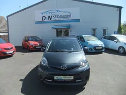Grau Gebraucht 2013 Toyota Aygo Kleinwagen | 4.990 € (Fairer Preis)