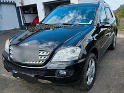 Schwarz Gebraucht 2007 Mercedes ML280 SUV | 7.400 €