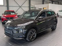 Schwarz Gebraucht 2021 Skoda Karoq SportLine SUV | 25.900 € (Teuer)
