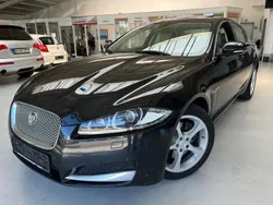 Schwarz Gebraucht 2013 Jaguar XF Limousine | 11.900 € (Teuer)