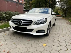 Weiß Gebraucht 2015 Mercedes E220 Edition Limousine | 20.200 € (Etwas zu teuer)