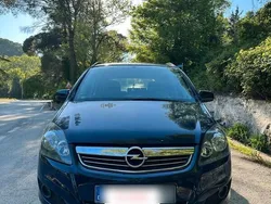 Blau Gebraucht 2012 Opel Zafira Van / Kleinbus | 4.899 € (Fairer Preis)
