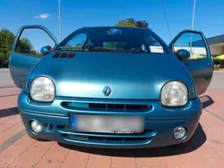 Grün Gebraucht 2003 Renault Twingo Kleinwagen | 1.250 € (Guter Preis)