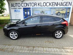 Schwarz Gebraucht 2012 Ford Focus Champions Edition Limousine | 7.850 € (Fairer Preis)