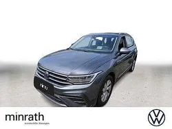 Grau Gebraucht 2022 VW Tiguan Allspace Life SUV | 33.590 € (Guter Preis)