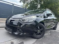 Schwarz Gebraucht 2016 Renault Clio IV LIMITED Limousine | 4.590 € (Fairer Preis)