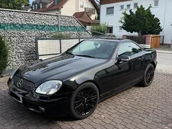 Schwarz Gebraucht 2003 Mercedes SLK320 Cabrio | 9.300 €