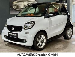 Schwarz Gebraucht 2016 Smart ForTwo Cabrio Basis Cabrio | 13.800 € (Fairer Preis)