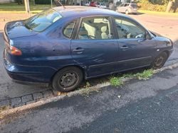 Gebraucht 2003 Seat Cordoba Limousine | 500 € (Guter Preis)