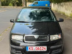 Schwarz Gebraucht 2005 Skoda Fabia Kleinwagen | 1.899 € (Fairer Preis)