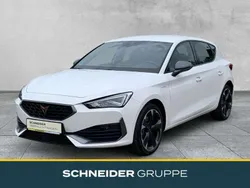 Weiß Gebraucht 2022 Cupra Leon Limousine | 22.890 € (Guter Preis)