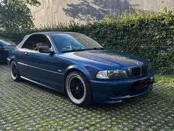 Blau Gebraucht 2001 BMW 325 Cabriolet Cabrio | 6.000 €