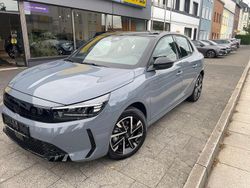 Grau Neu 2025 Opel Corsa Limousine | 22.950 € (Etwas zu teuer)