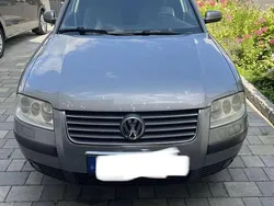 Grau Gebraucht 2003 VW Passat Trendline Kombi | 2.000 € (Guter Preis)