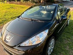 Schwarz Gebraucht 2012 Peugeot 207 CC Cabrio | 3.750 € (Fairer Preis)
