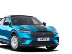 Grabber blue metallic Gebraucht 2024 Ford Mustang Mach-E GT SUV | 78.500 €