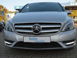 Silber Gebraucht 2013 Mercedes B250 Sport Van / Kleinbus | 17.500 € (Fairer Preis)