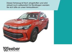 Persimmon red (metallic) Gebraucht 2024 VW Tiguan Life SUV | 31.950 € (Guter Preis)