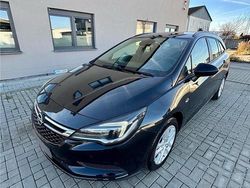 Schwarz Gebraucht 2016 Opel Astra Kombi | 6.390 € (Fairer Preis)