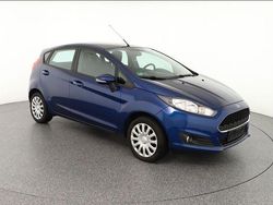 Blau Gebraucht 2016 Ford Fiesta Celebration Kleinwagen | 6.990 € (Etwas zu teuer)