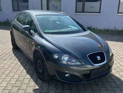 Grau Gebraucht 2011 Seat Leon Limousine | 4.399 € (Fairer Preis)
