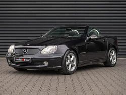 Schwarz Gebraucht 2002 Mercedes SLK200 Edition Cabrio | 10.900 €