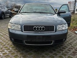 Blau Gebraucht 2001 Audi A4 Limousine | 1.490 € (Guter Preis)