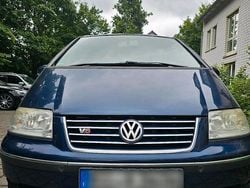 Blau Gebraucht 2004 VW Sharan Van / Kleinbus | 1.750 € (Fairer Preis)