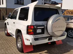 Weiß Gebraucht 1997 Mitsubishi Pajero SUV | 88.888 €