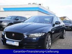Blau Gebraucht 2015 Jaguar XE Portfolio Limousine | 13.999 € (Fairer Preis)