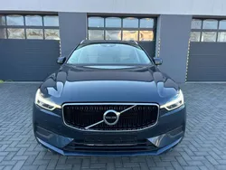 Blau Gebraucht 2019 Volvo XC60 Momentum SUV | 17.990 € (Guter Preis)