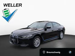 Schwarz (schwarz) Gebraucht 2022 BMW i4 Sport Line Limousine | 33.810 € (Superpreis)